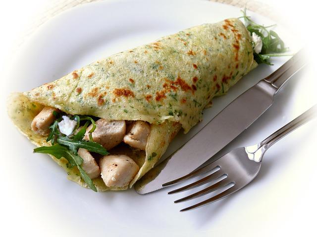Imagem mostra a panqueca de frango que é uma comida fácil de fazer e deliciosa