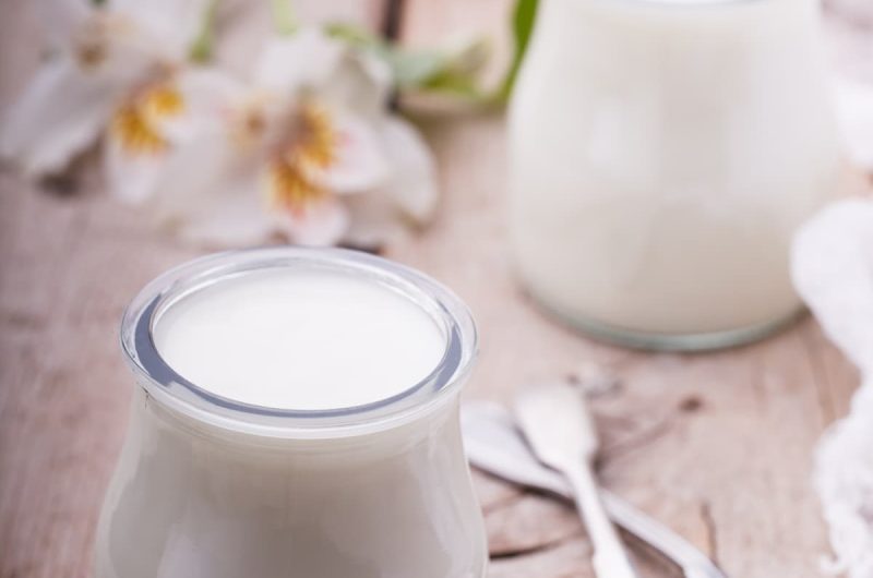 Receita de iogurte natural consistente e incrivelmente saudável