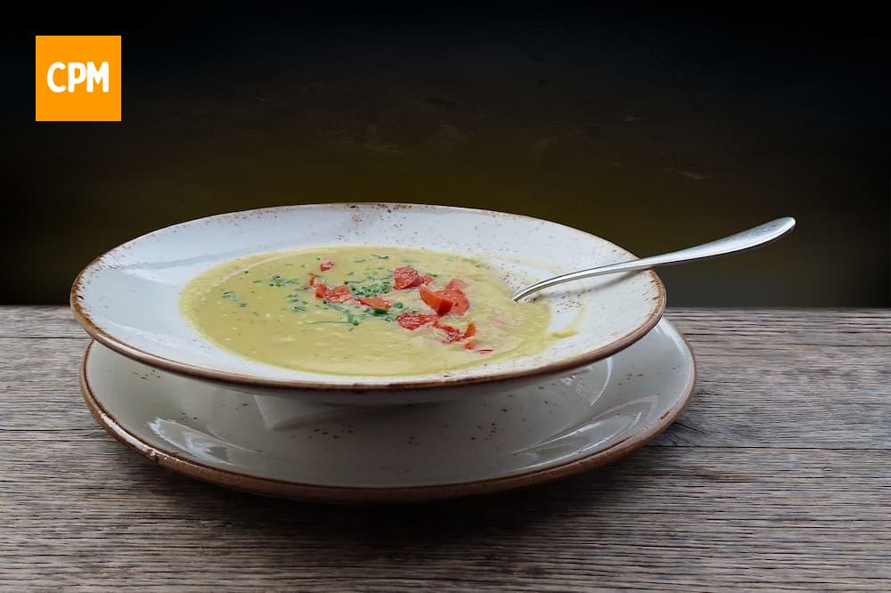 Imagem mostra receita de sopa de inhame.