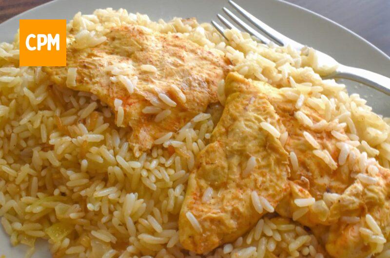 Arroz de forno com frango