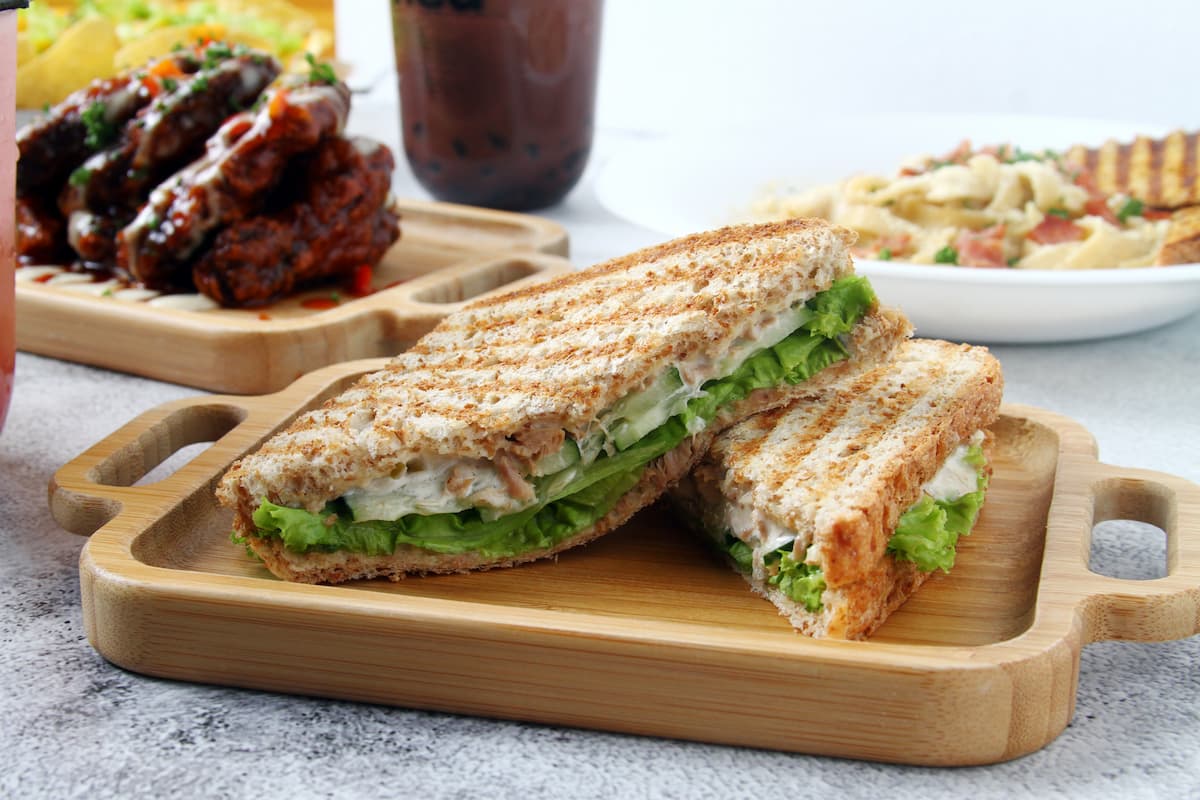 Imagem mostra sanduiche natural